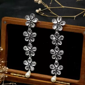 Aathavi Floral Polki Silver Oxidized Earrings